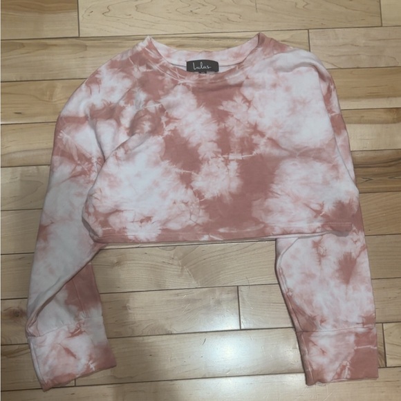 Lulus Tops - LULU’S CROPPED TIE DYE SWEATSHIRT